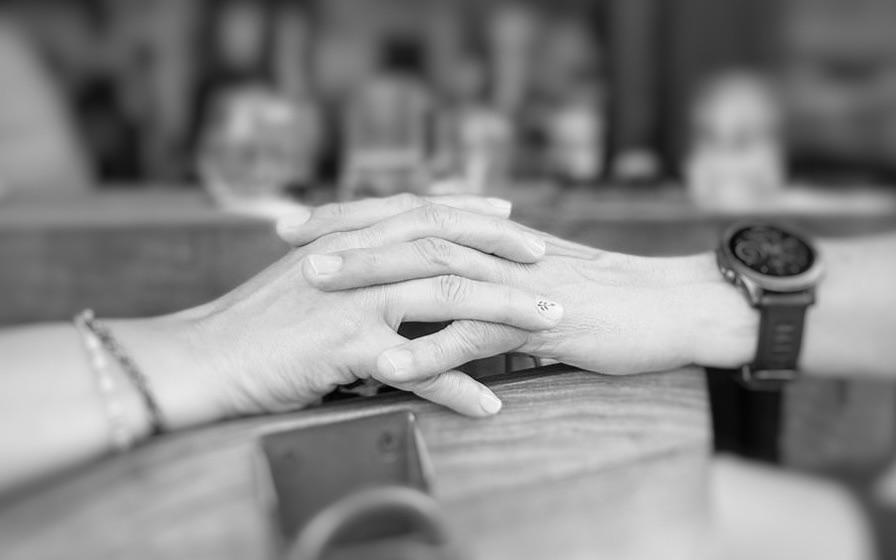 La gente no quiere ayuda, quiere que la escuchen… pero elegimos callar antes que escuchar.