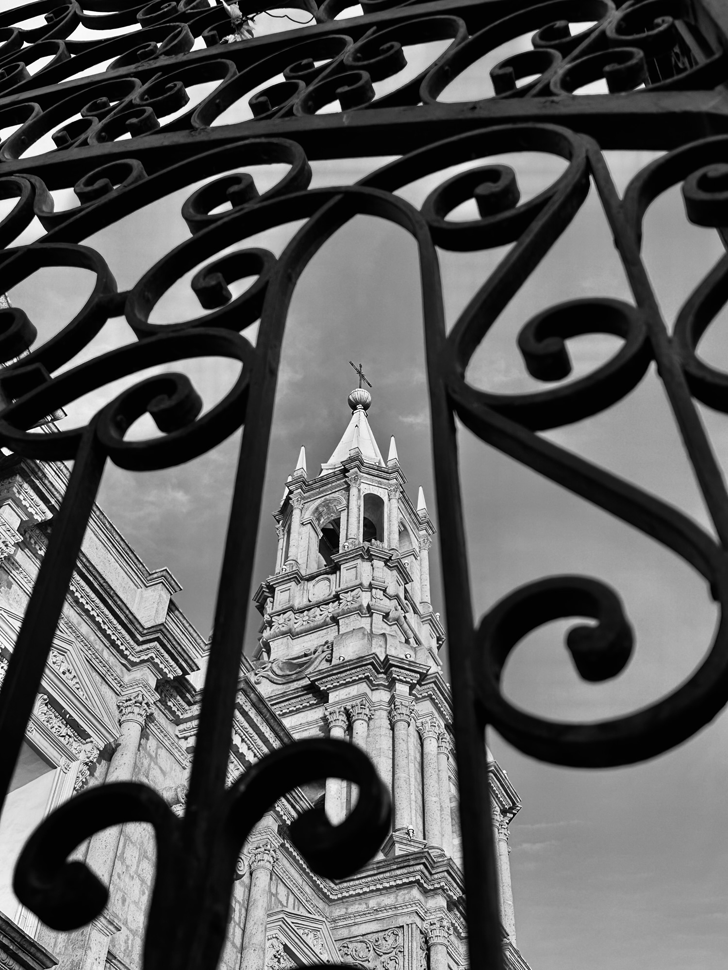 ¿DIOS? No lo se.                   ¿EL DOGMA? Eso si, no lo&nbsp;quiero.